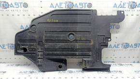 Rear left underbody protection Volvo XC90 16-22 breaks, cracks, missing fragment