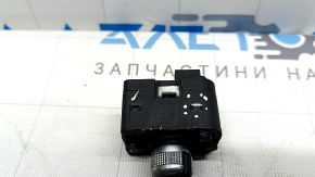 Audi A3 22-26 mirror controls: chrome is peeling, fasteners are broken, there are scratches