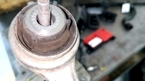 Front lower right control arm BMW X5 G05 19-26 rear, with balancer, torn silent block, ball joint knocking