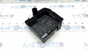 Hyundai Tucson 25-26 1.6T HEV underhood fuse box cover