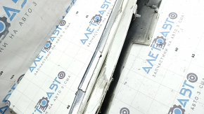 Left threshold for Honda Accord 18-22 with chrome, white, scratches, scuffed, cracked chrome, missing chrome fragment, dented