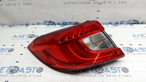The outer wing light of the left Honda Accord 18-22 is worn, there are cracks under the glass