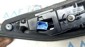 The inner tailgate light, left, Audi A3 22-24, is scuffed