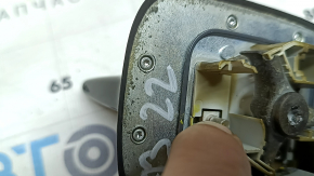 Antenna fin Audi A3 22-26 scratches, crack in mount, melted mounts