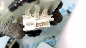 The lumbar support of the driver's seat BMW X5 G05 19-22 has a broken fitting and broken fasteners