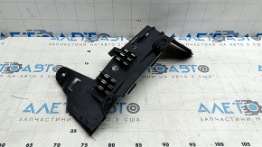 Footrest bracket for Audi A3 22-24