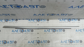 Molding door-glass central rear right Audi A3 22-26 chrome, scratches, bump, bent seal, bent, in glue