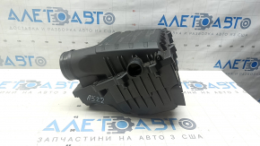 Air filter housing Audi A3 22-26 scratches