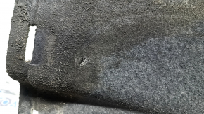 The right underbody protection of the Audi Q5 80A 18-25 is dented and torn