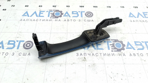 The outer rear right door handle of the VW Jetta 21-26 is melted
