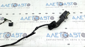 Wiring for the rear right door of a VW Jetta 19-26