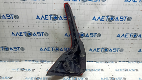 Volvo XC60 18-26 right outer wing light scratch