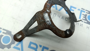 The air pump bracket for the Audi A3 22-26 is large and rusty