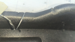 Left door-wing seal for Jeep Compass 17-26, torn, dented