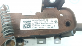 The steering column of the Audi A3 22-26 is rusty