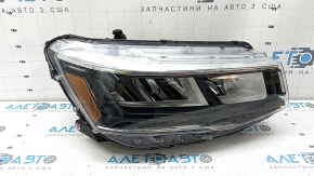 Front right headlight assembly VW Taos 22-24 LED, debris inside, bumps