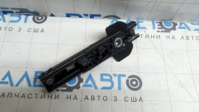 Passenger seat belt bracket Volvo XC60 18-26