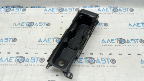 Volvo XC60 18-26 center console cup holders black Iron Ore with chrome, scratches, bumps