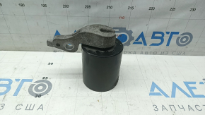 The rear axle balancer of the Volvo XC60 18-26 is rusty