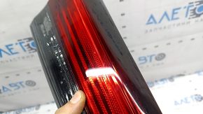 Left inner tailgate light Toyota Highlander 20-23 LED, scratches