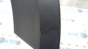 Rear left wing arch trim for VW Taos 22-25 on the door, structure, scratches