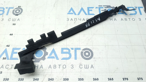Right radiator deflector seal Audi A3 22-26