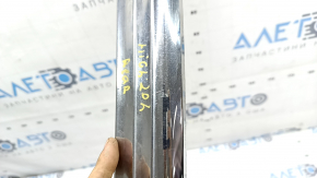 Rear bumper trim Toyota Highlander 20-22 chrome type 1, scratches, swollen chrome