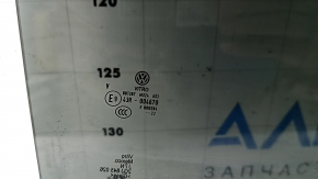 Rear right door glass VW Taos 22-25 tinted