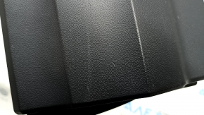 Lower rear left door trim VW Taos 22-25 black structure, scratches