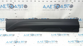 Lower front left door trim VW Taos 22-25 black structure, scratches