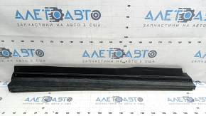 Lower front right door trim for Toyota Highlander 20-26, inner, broken fasteners
