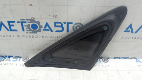 Rear right window blind glass Audi A3 22-26 scratches on molding, scratch on glass