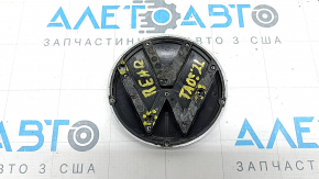 VW Taos 22-24 emblem broken guides