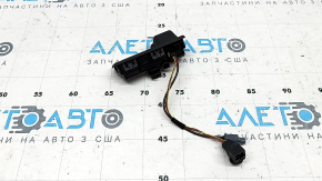 Rear view camera with handle and trunk release button for VW Taos 22-25