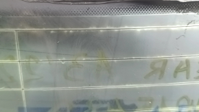 The rear window of the Audi A3 22-26 is covered in soot, the heating system is defective, and there is oxidation