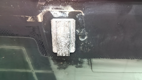 The rear window of the Audi A3 22-26 is covered in soot, the heating system is defective, and there is oxidation