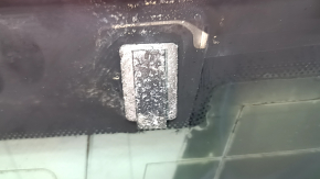 The rear window of the Audi A3 22-26 is covered in soot, the heating system is defective, and there is oxidation