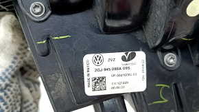 Outer wing light right VW Taos 22-24 worn