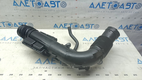 Air duct from the Volvo XC60 18-21 T5 filter first type 2