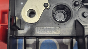 Positive terminal housing for BMW X7 G07 19-20 battery with cover