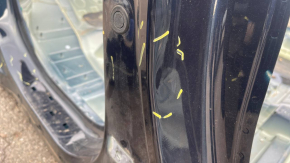 The central right body pillar of the Kia Niro 17-22 HEV, PHEV on the body, is dented