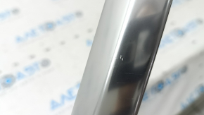 Right roof rail VW Taos 22-25 chrome, scratch