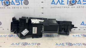 Radiator deflector left Toyota Rav4 19-21 2.5 OEM