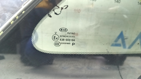 Rear right window, blind glass, Kia Niro 17-22, chrome, tinted, scratches on chrome