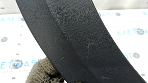 Rear right fender arch trim for VW Taos 22-25 on the bumper, structure, scratches