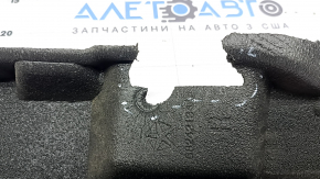 The right door-wing seal of the Jeep Compass 17-26 is torn