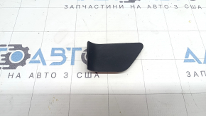 The inner door handle plug for the front left Nissan Murano 25-26 is black