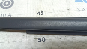 Molding door-glass central rear left Jeep Compass 17-26 matte, scratches
