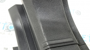 Right trunk arch trim trim for VW Taos 22-25, black, scratches, needs cleaning