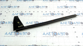 Lower rear right door seal for Nissan Murano 25-26
